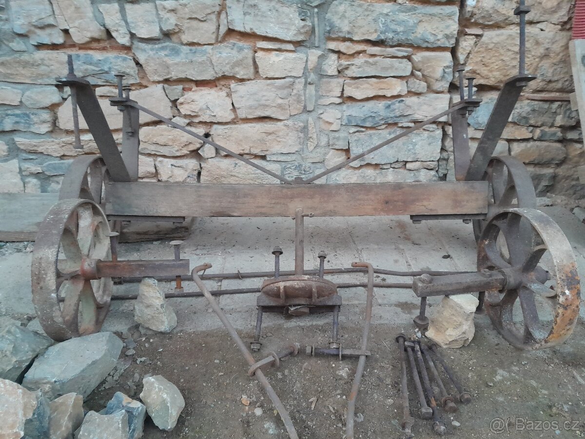 Podvozek s litinovými koly - 2