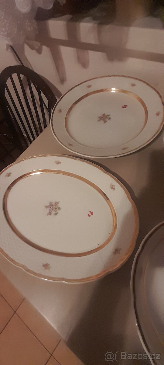 Porcelánový servis - 2