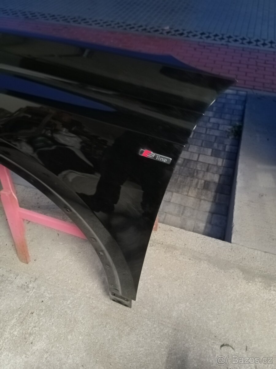 Blatník Audi Q8 - 2