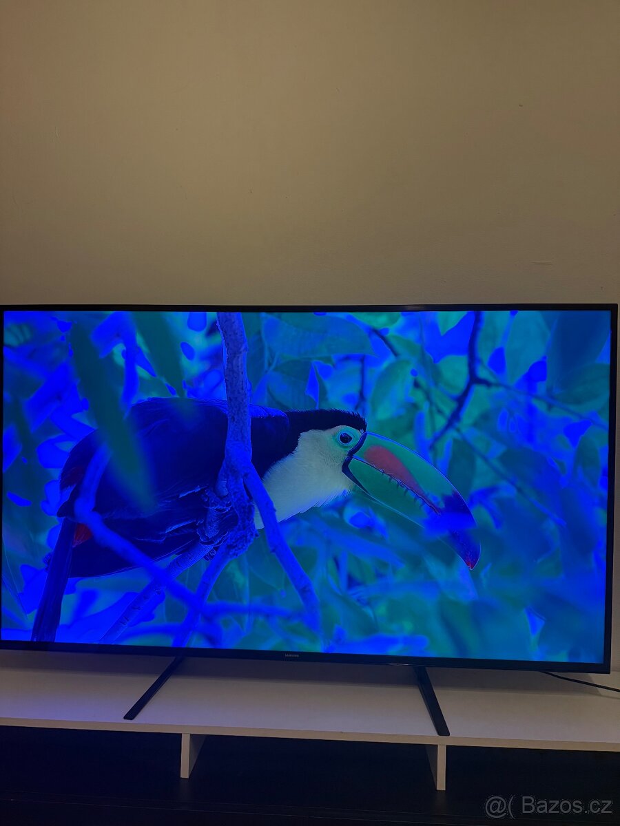 Smart tv Samsung 4K 60" (152cm) - 2