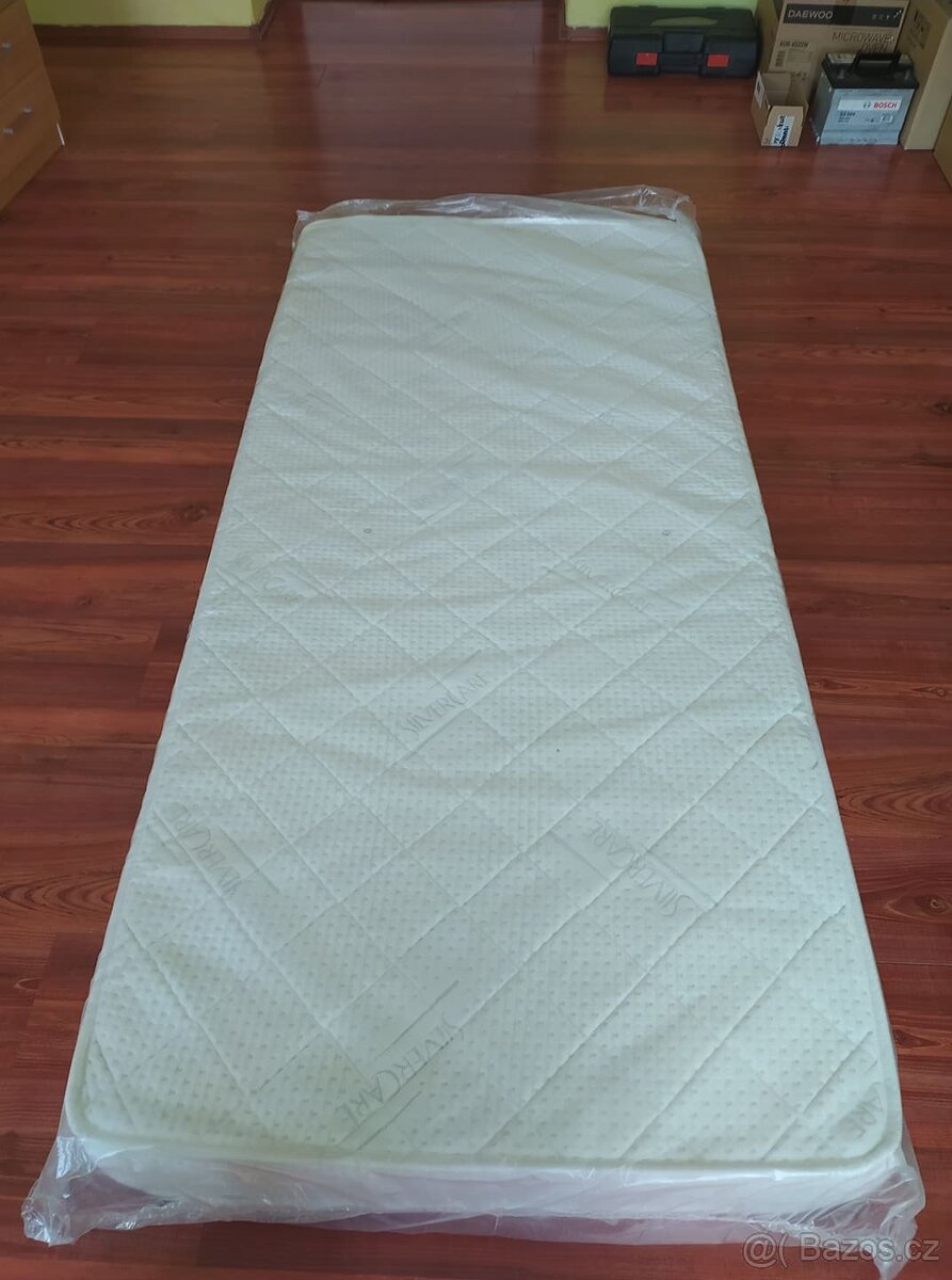 Prodám postel s matrací - 2