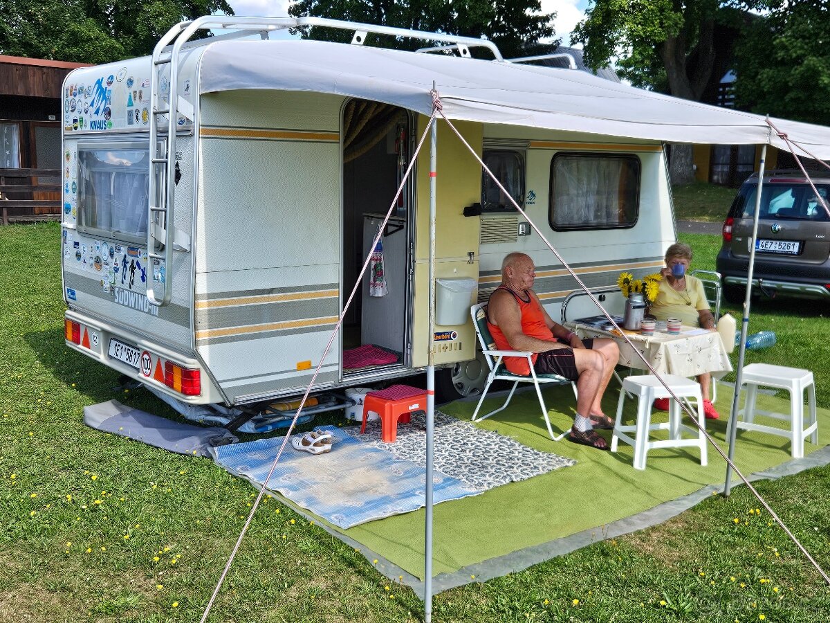 Karavan Knaus Südwind udržovaný,garážovaný,suchý.... - 2