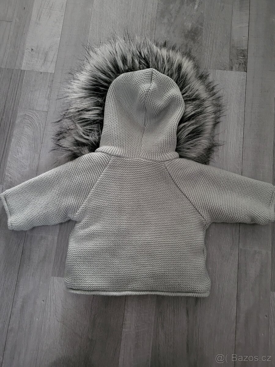 Krásný zateplený svetr pro miminka 56 - 2