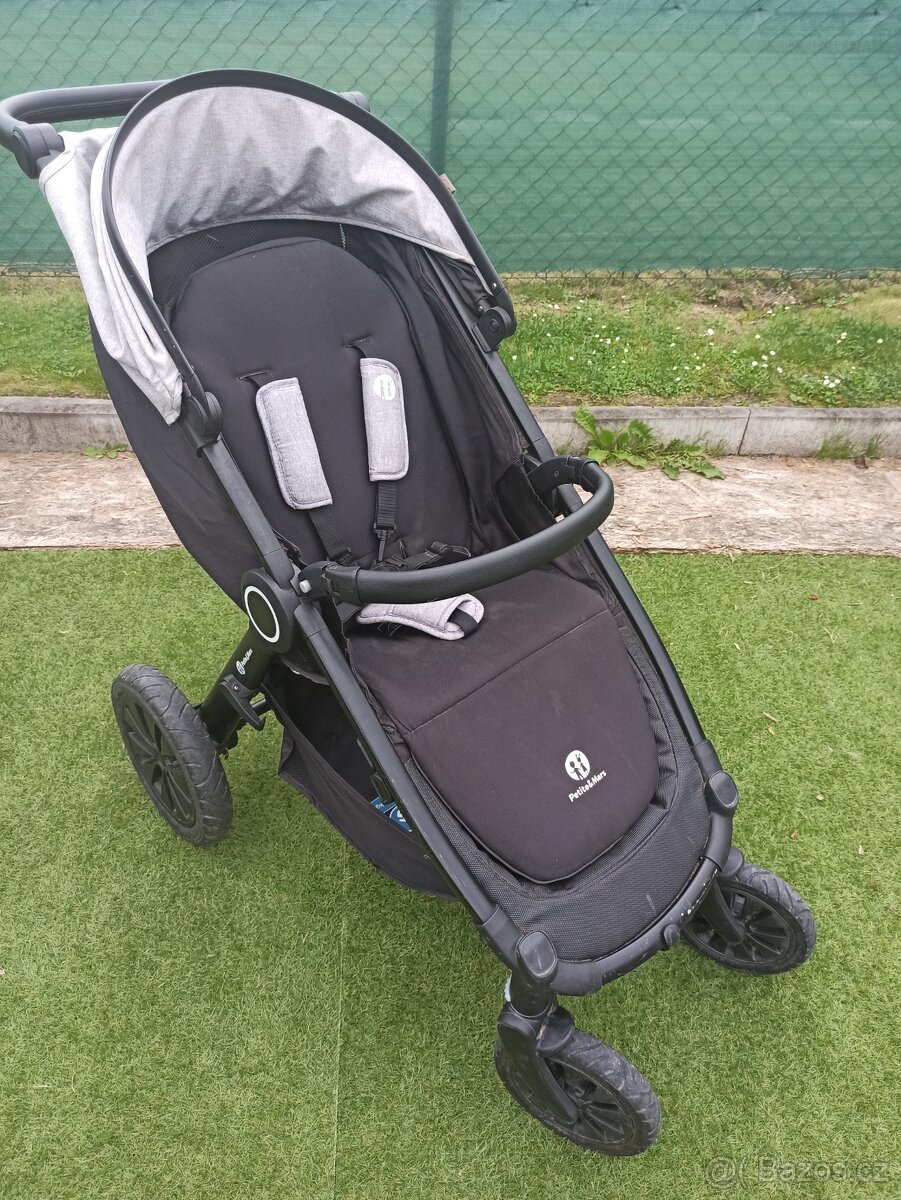 Sportovní kočárek Petite&Mars street+ air - 2