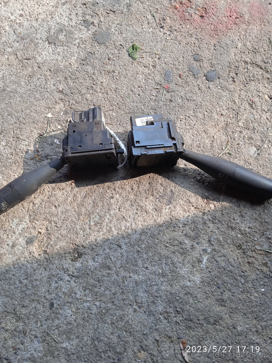 Páčka pod volant Citroen , Peugeot. - 2