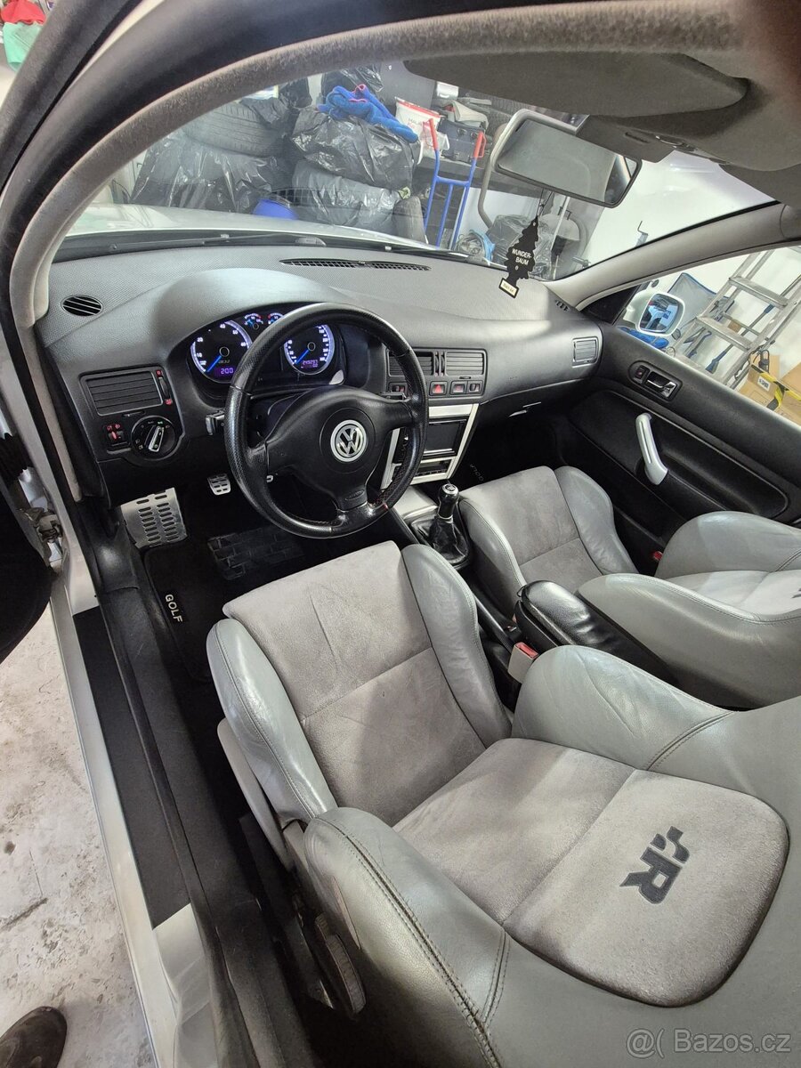Golf 4 vr6 REZERVACE - 2