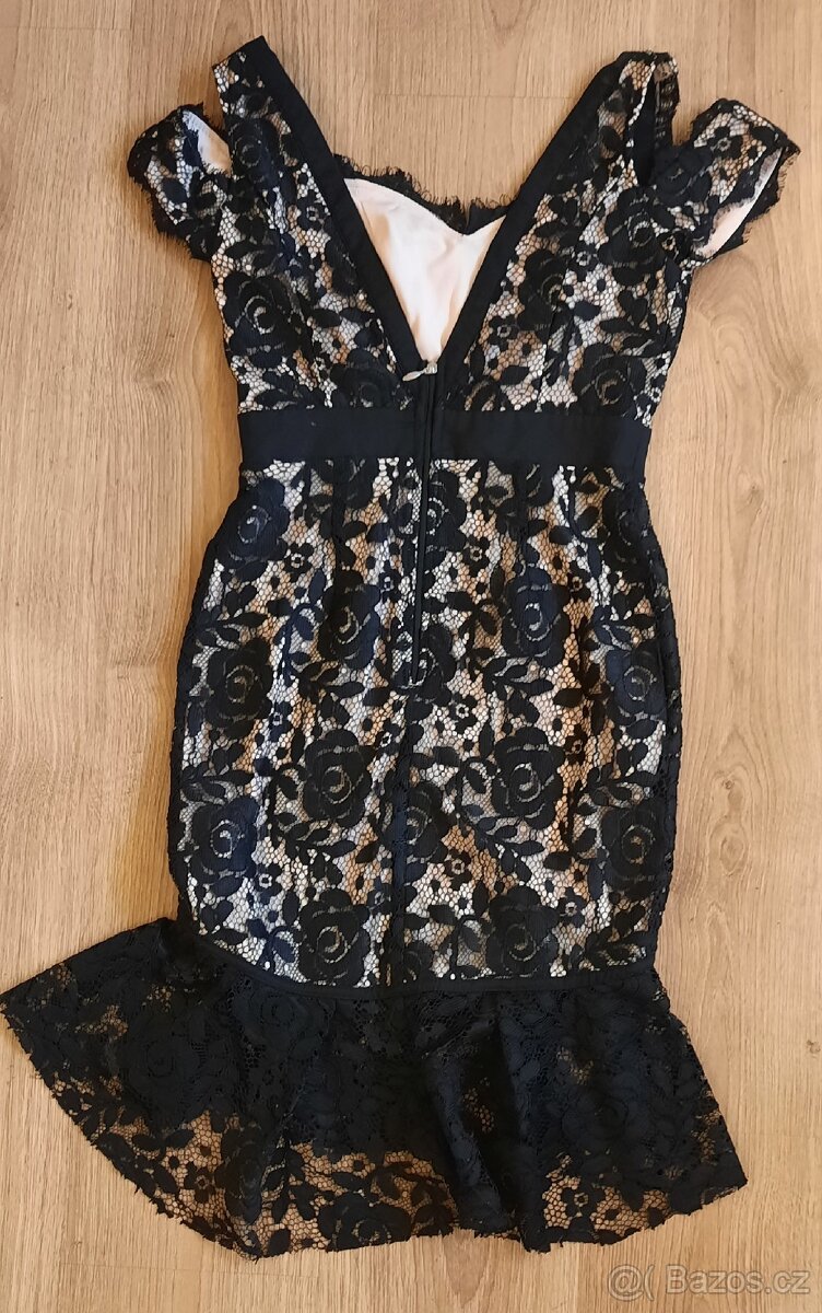 Černé krajkové šaty, vel. 34, zn. Paper Dolls Petite - 2
