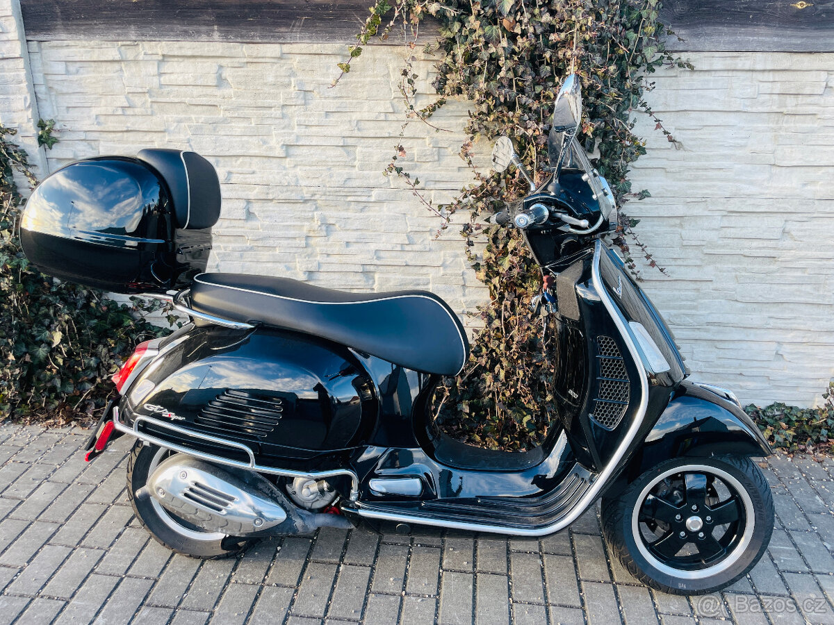 Vespa 300 GTS Super HPE 18kW - 2