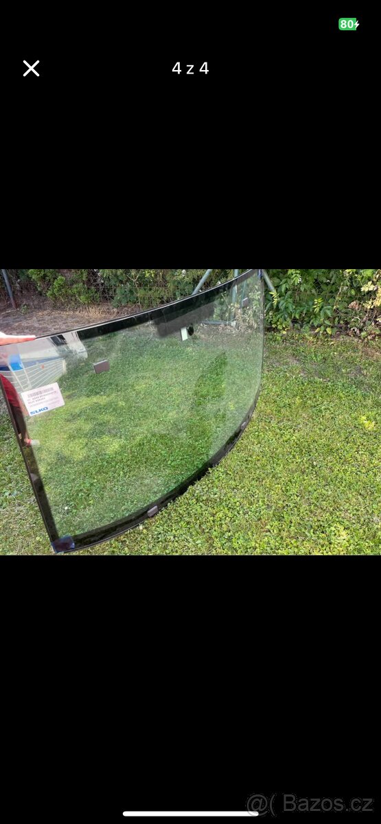 Vw T5 celni okno - 2