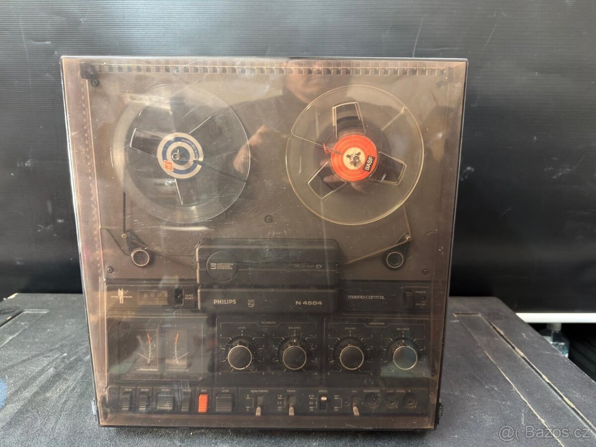 Philips N4504 Stereo Tape Deck - 2