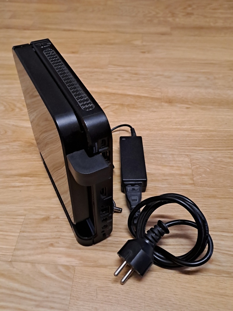 minipočítač U-Mouse, Prestigio Emporio ION 330 - 2