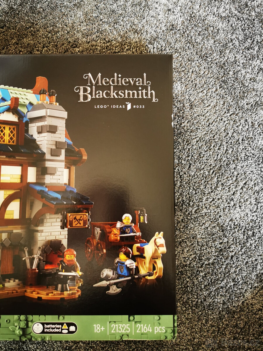 LEGO Ideas 21325 Středověká kovárna - 2