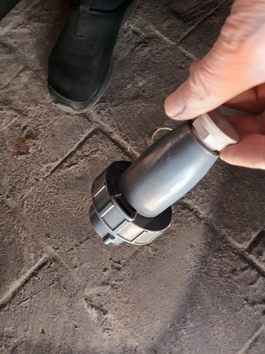 Vidlice 230 V 16 A - tříkolík /CVG 1632 - 2