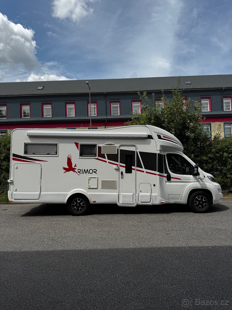Obytný vůz Rimor - 2