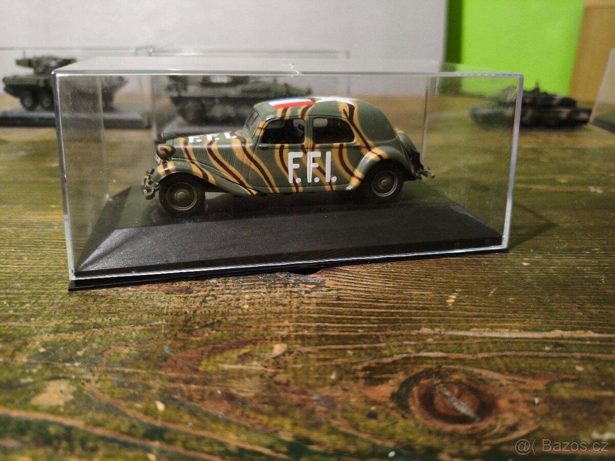 Vojenské modely 1:43 - 2