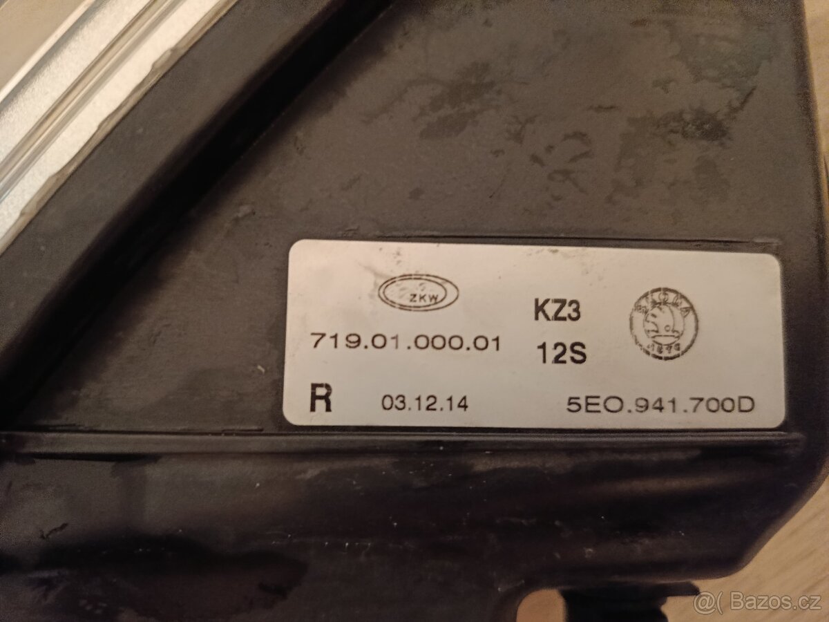 Škoda Octavia 3 před facelift přední mlhovky - 2