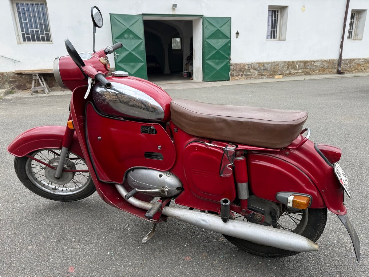 Jawa 250 - 2
