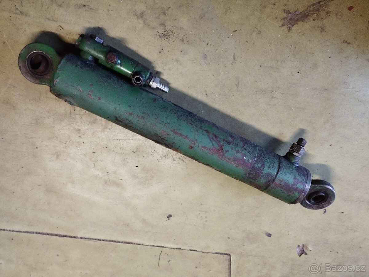 Hydraulický válec - 2