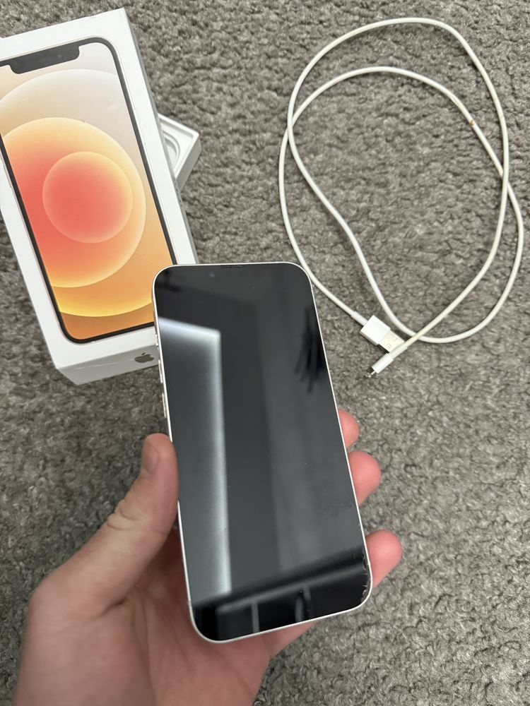 iPhone 13 Blokovaný Poškozený - 2