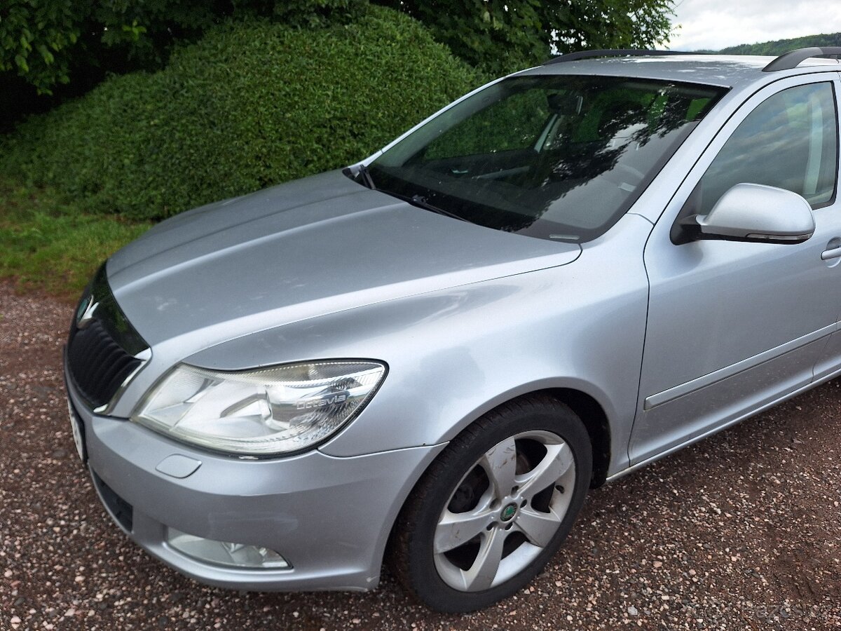 ŠKODA OCTAVIA COMBI - 2