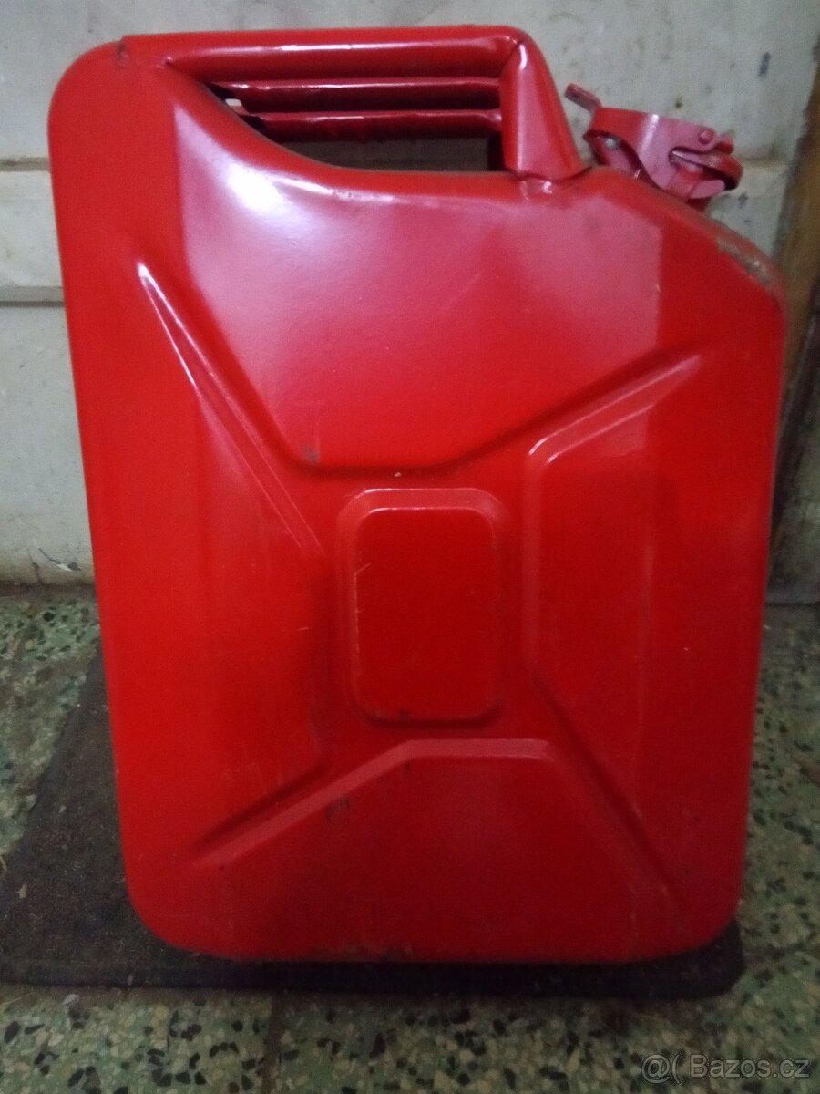 Kanystr 20L plech - 2