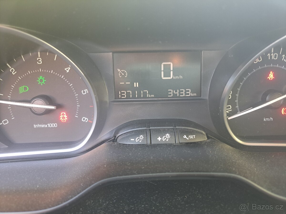 Peugeot 2008 - 2