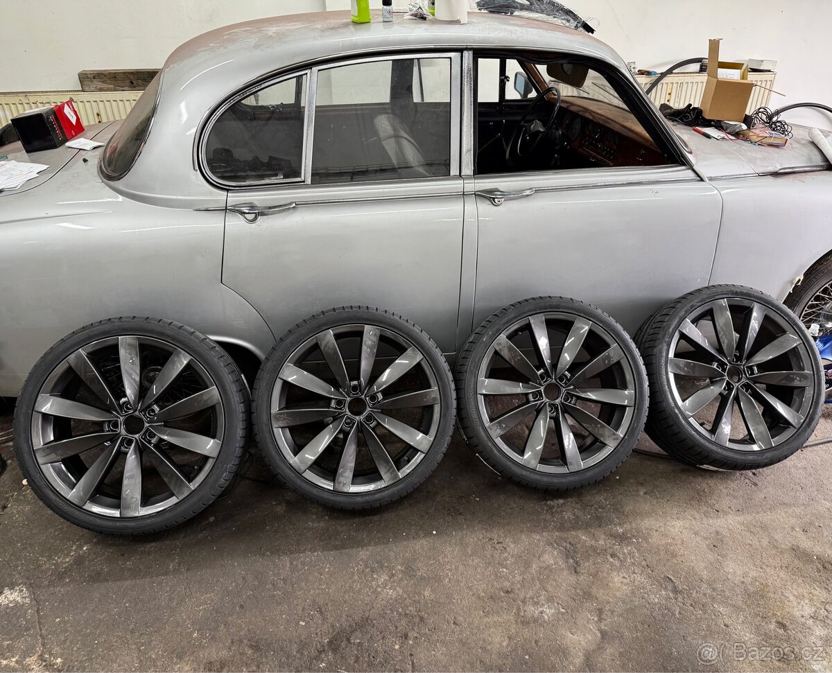 VW Lugano R19 8,5J 5x112 ET41 - 2