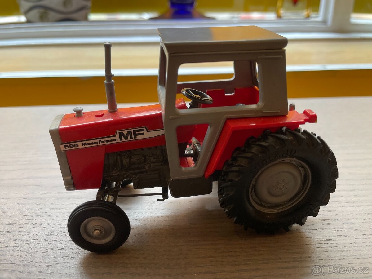 Stará hračka BRITAINS traktor - 2