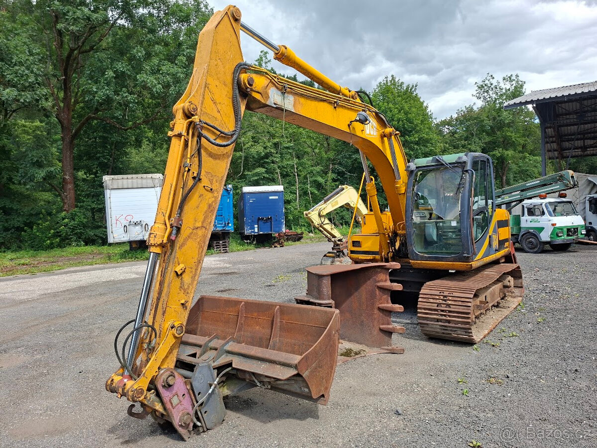JCB JS 130 PÁSOVÝ BAGR - 2