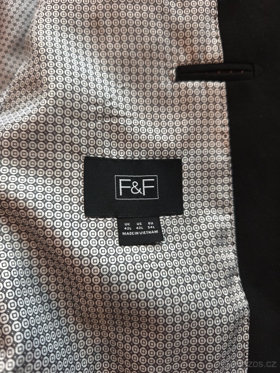Černý oblek F&F vel. EU 54L - 2