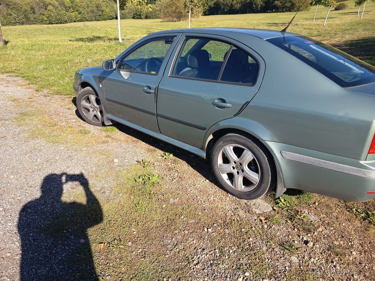 Škoda Octavia - 2