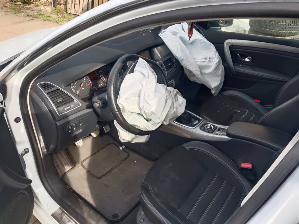 Náhradní díly - Renault Laguna 3 Combi - 2