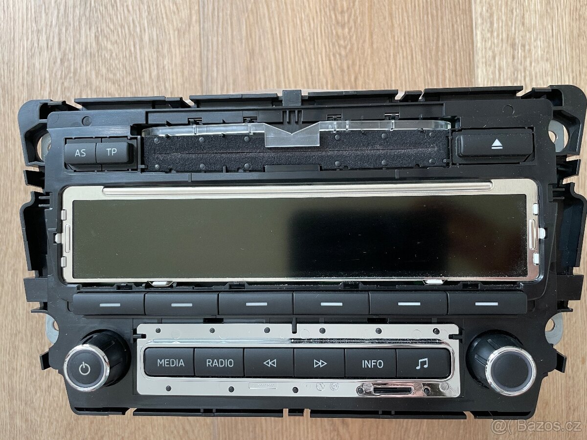 Rádio Swing Škoda Rapid - 2