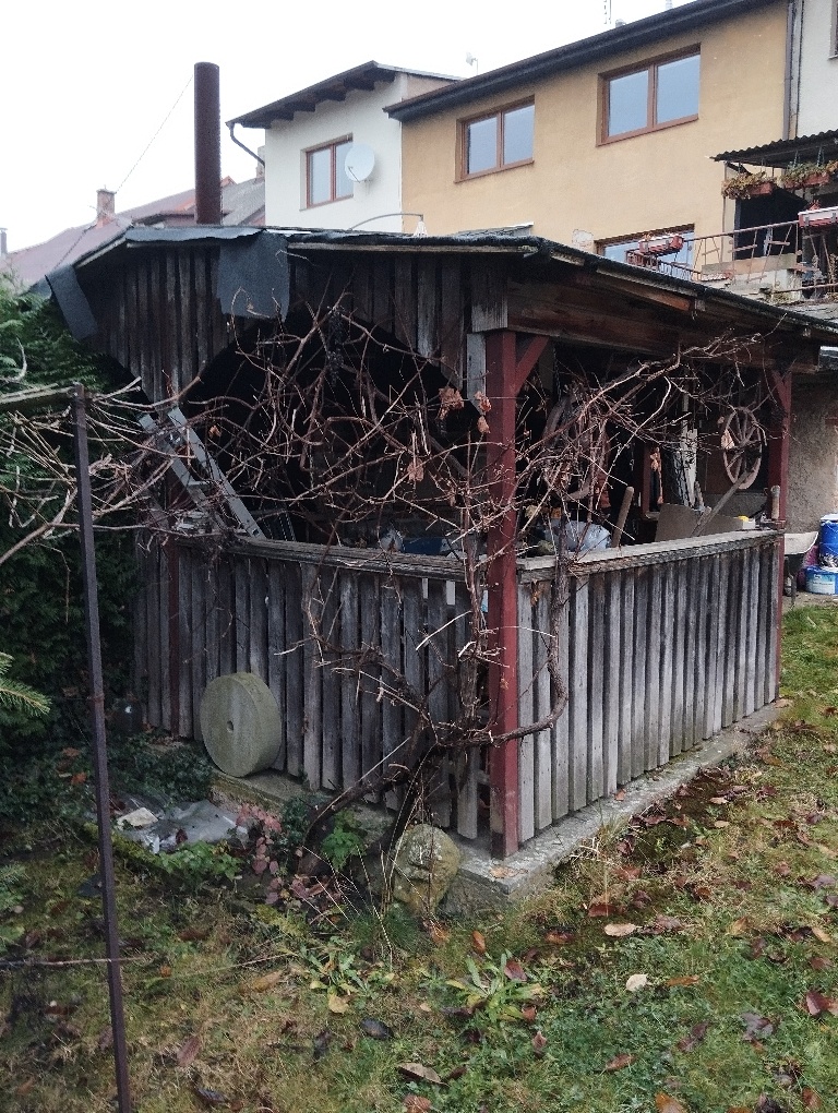 podíl 1/12 na nemovitých věcech, Hořice v Podkrkonoší - 2