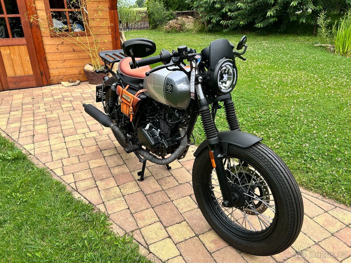 Brixton Rayburn 125 - 2