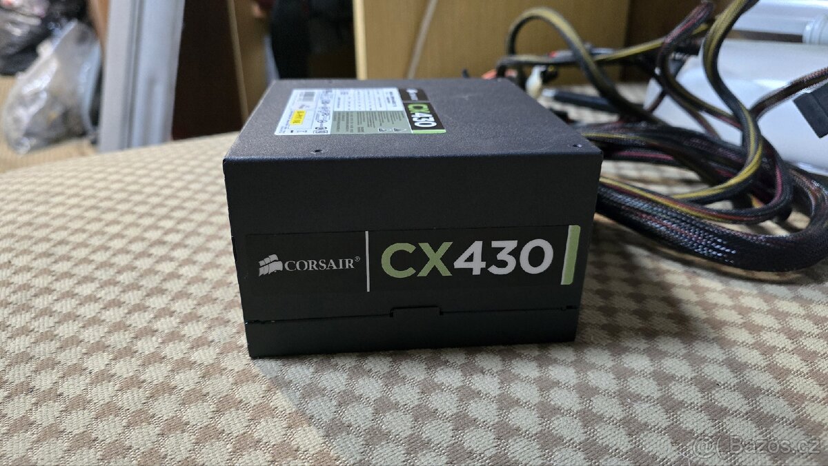 Zdroj do počítače Corsair - 2