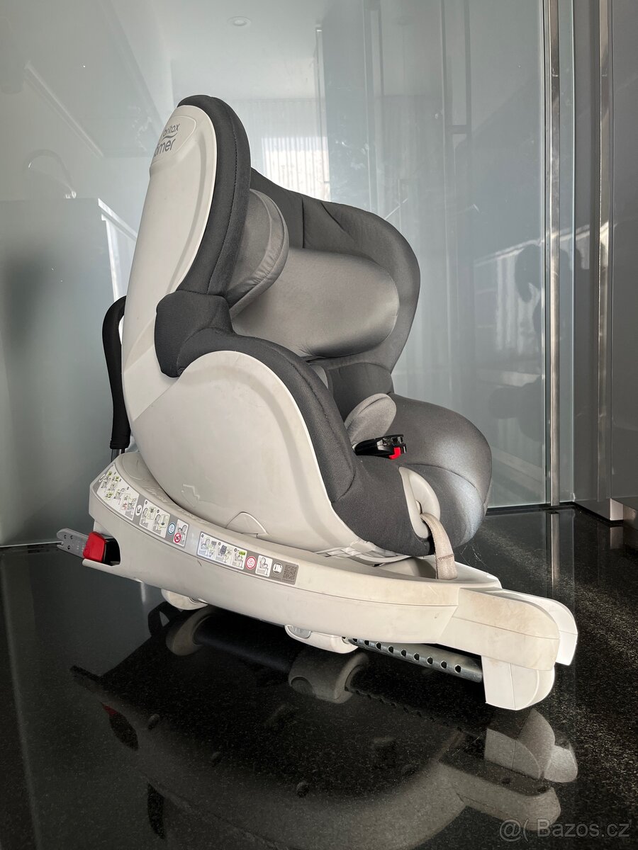 Autosedačka Britax Römer Dualfix ISOfix - 2