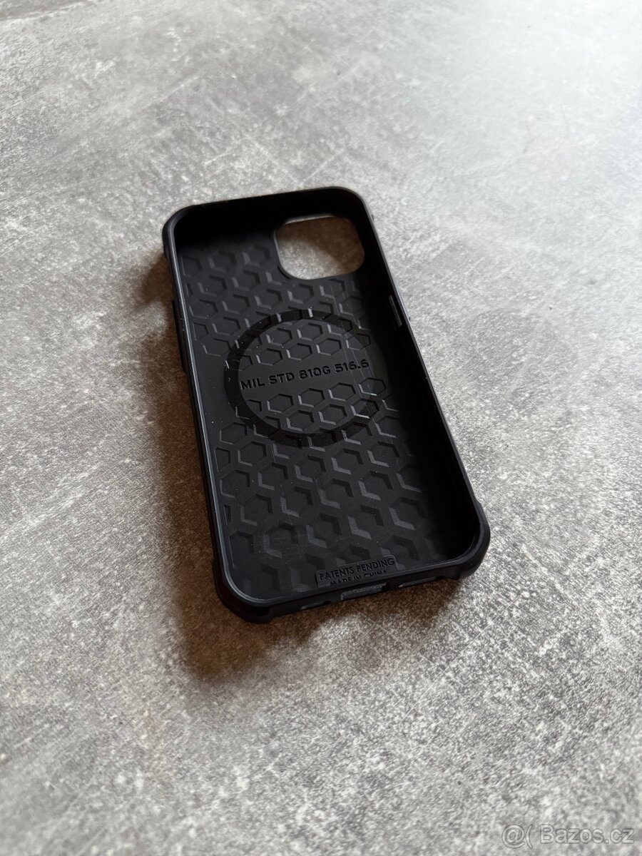 UAG Metropolis LT iPhone 13 - 2