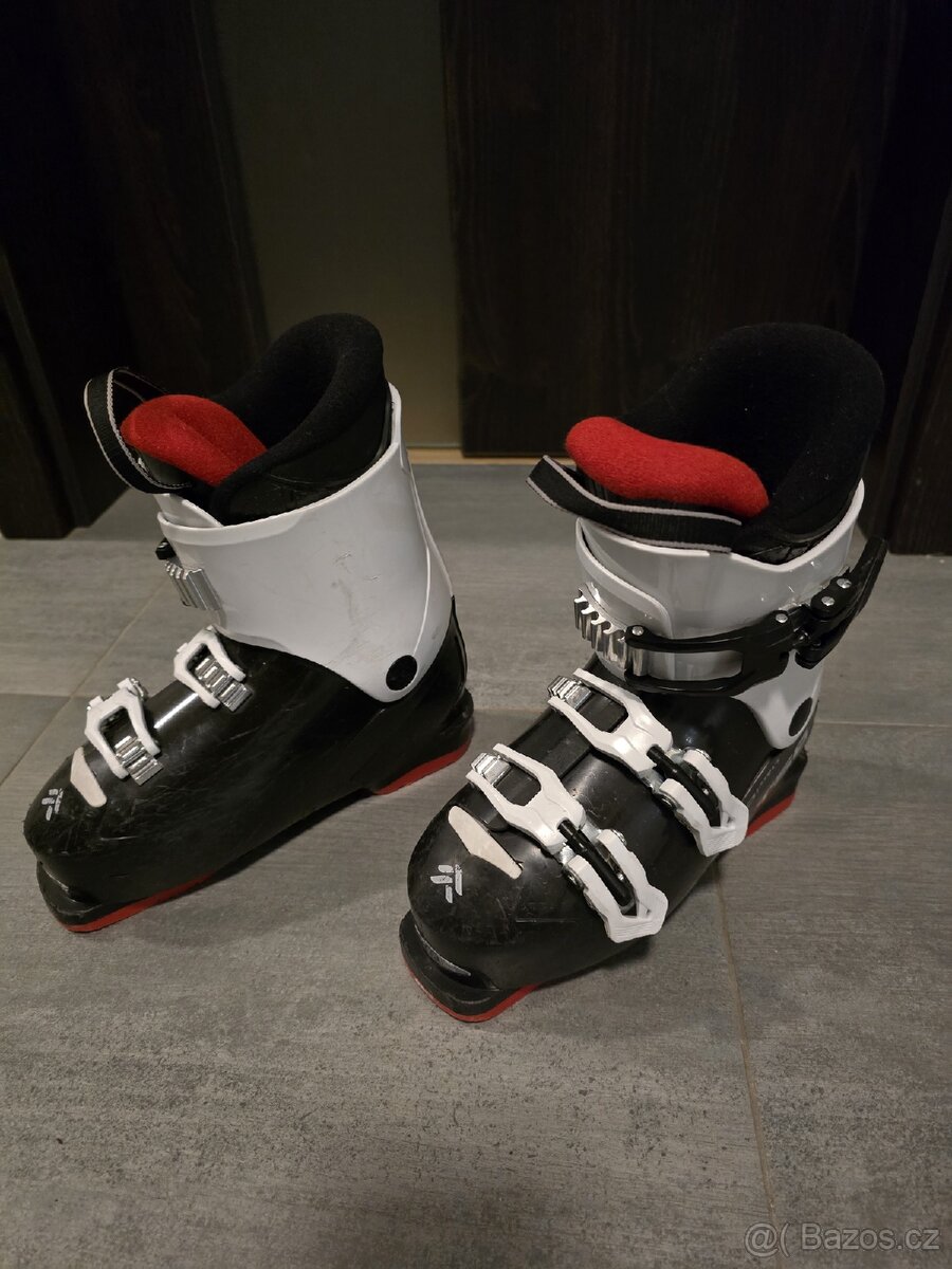 Lyžařské boty, přeskáče vel.33 - 2