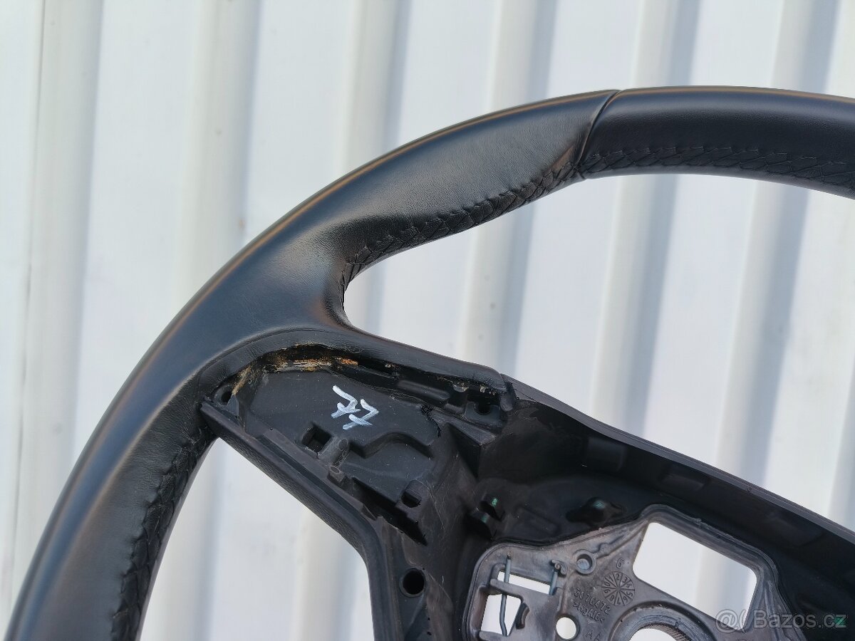 Originální kožený volant TOP STAV Škoda Octavia 3 Superb 3 - 2
