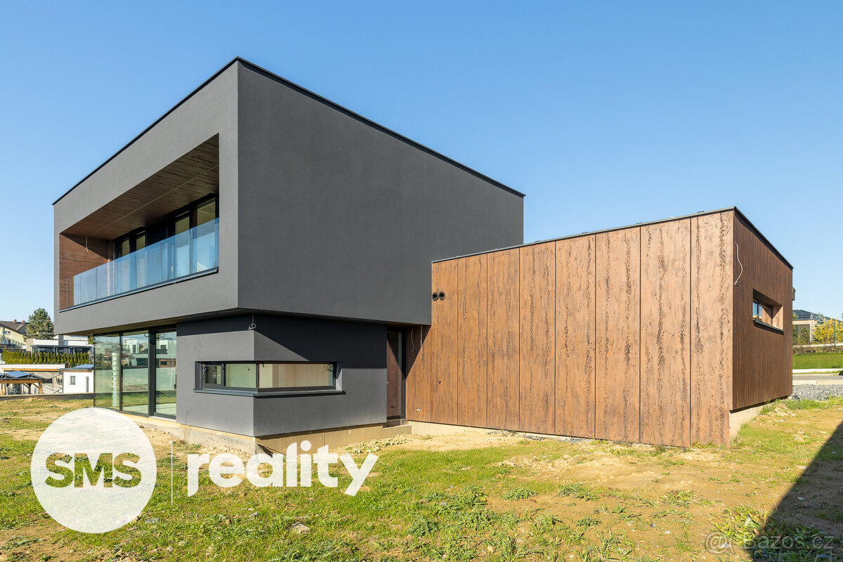 Výjimečný rodinný dům 5+kk od architekta Kareše – Krásné Pol - 2