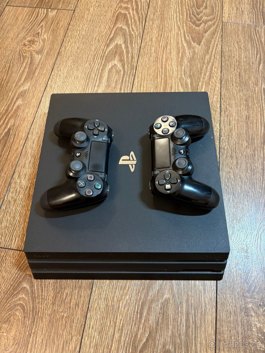 Playstation 4 Pro - 2