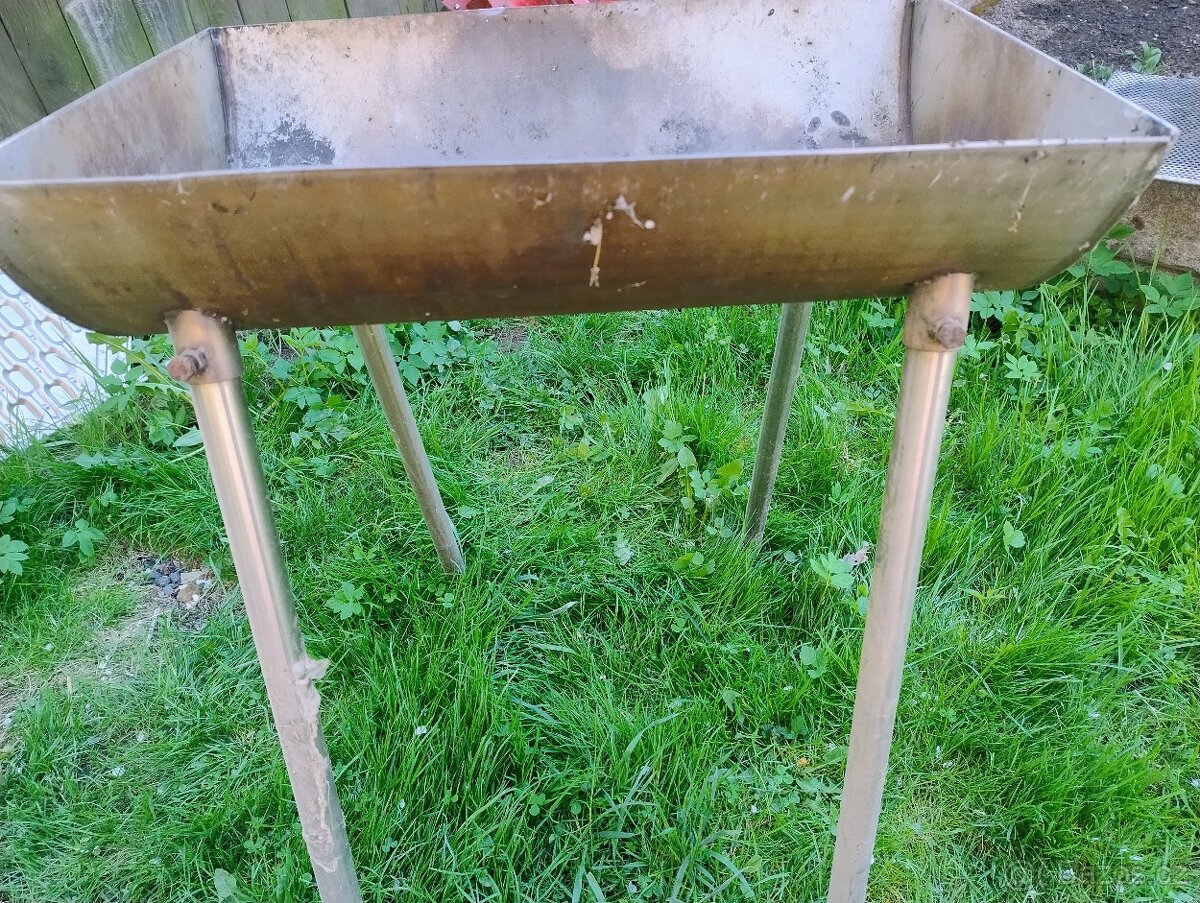 Nerezový gril, topeniště - 2