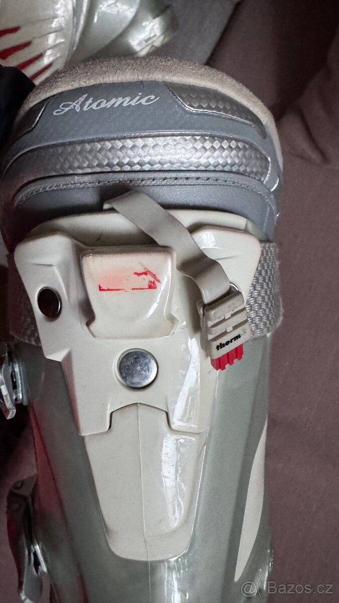 Lyžařské boty Atomic vel 26/26,5 - 2