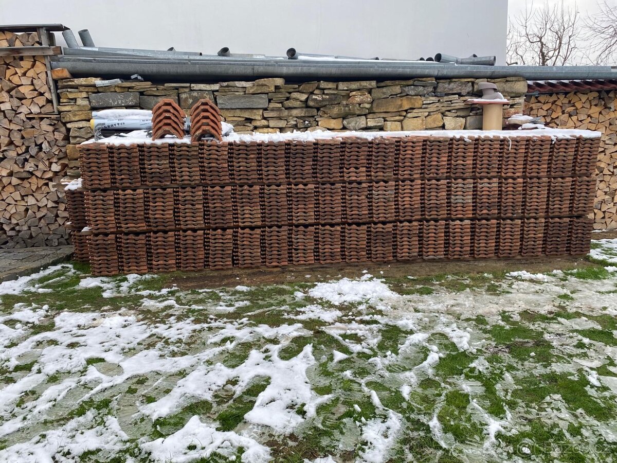 Střešní tašky 1220ks - 2