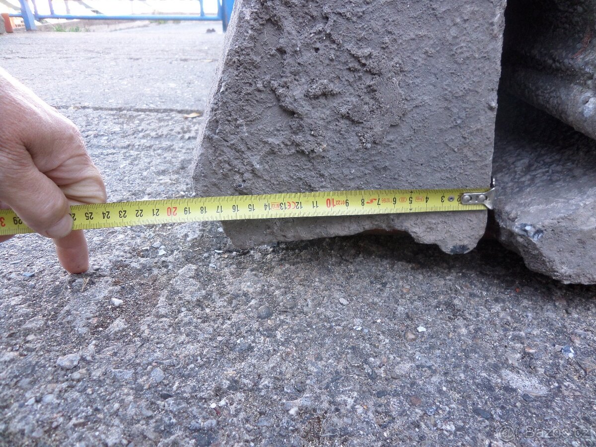 Teraso schody použité 3 ks, rozměry D - 2