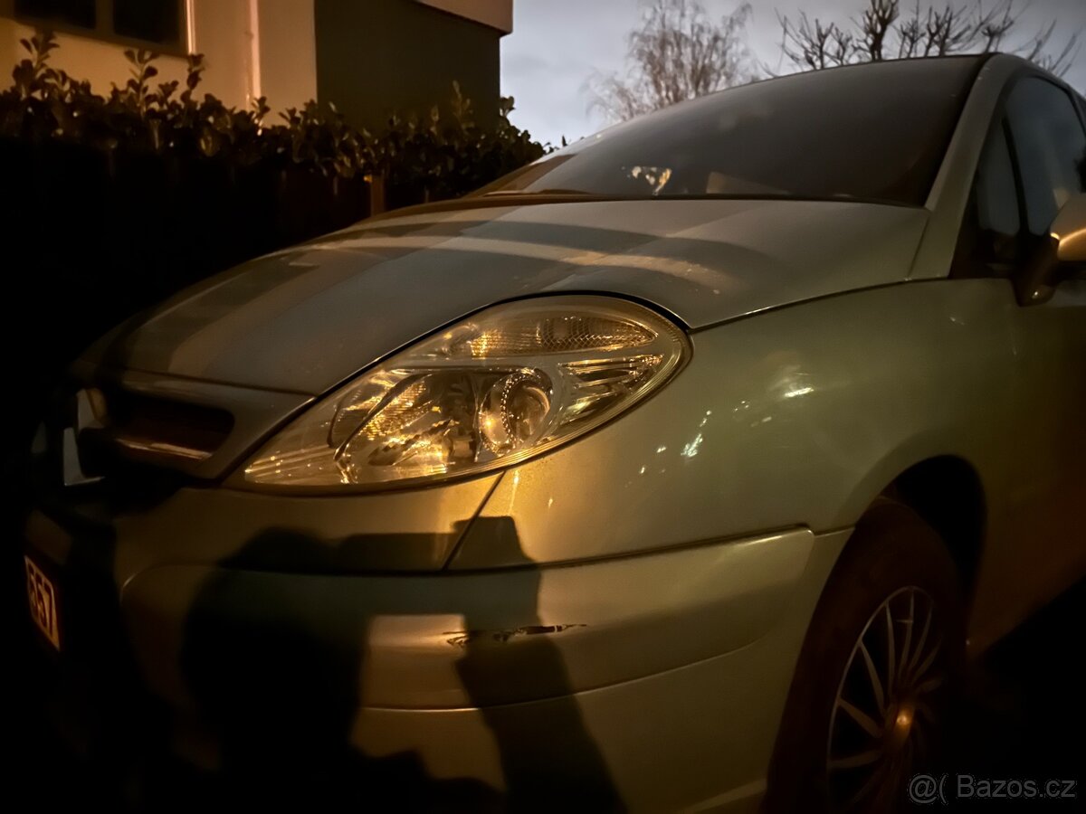 Náhradní díly Citroen c8 - 2