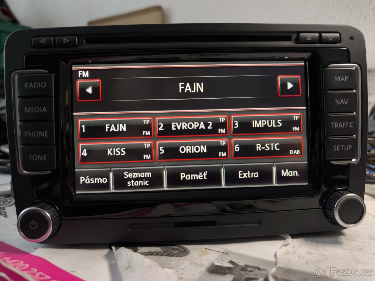 VW RNS510 3C8035686B LED SSD DAB aktualizované - 2