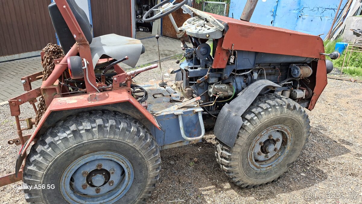 Malotraktor 4×4 tatra805 - 2