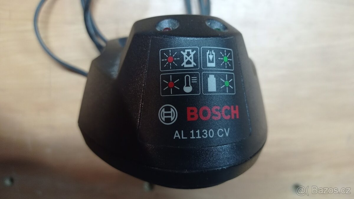 Bosch Nabíječka 10,8 - V - LI-Ion 1130 CV 30 min - 2